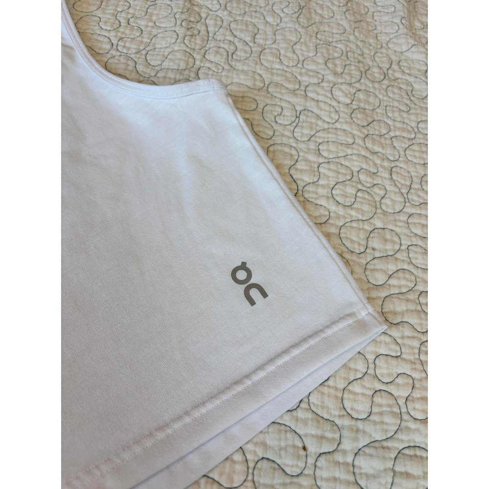 On Running On Run Tank Womens Medium White Sleeveless Tank Top NWOT - Picture 5 of 6